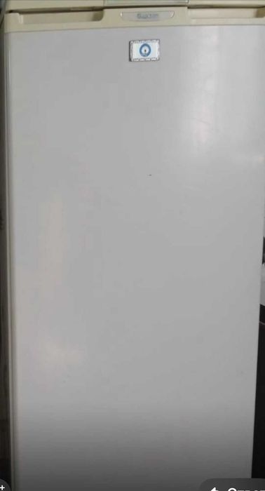 Холодильники продается