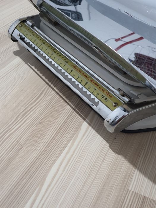 Cântar mecanic sau electronic