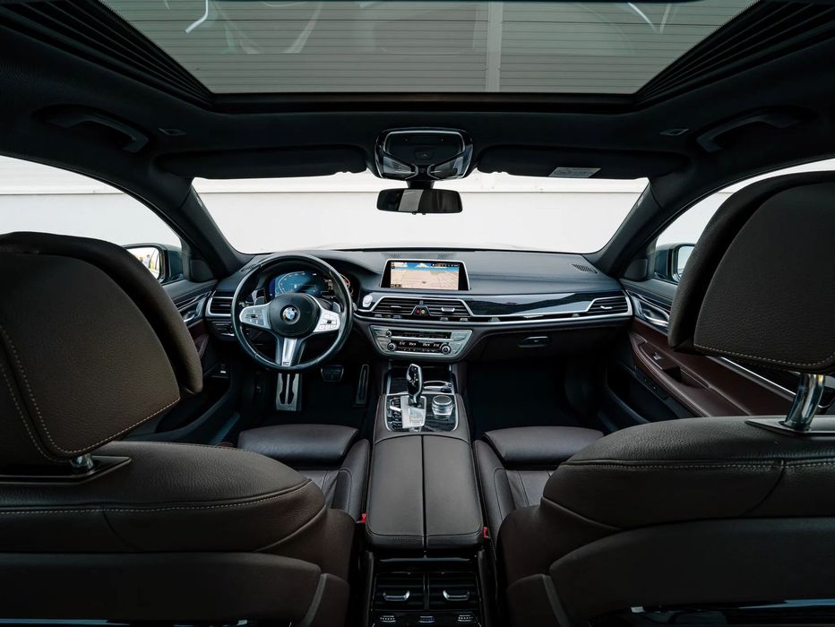 BMW Seria 7 2021 — imagine 2