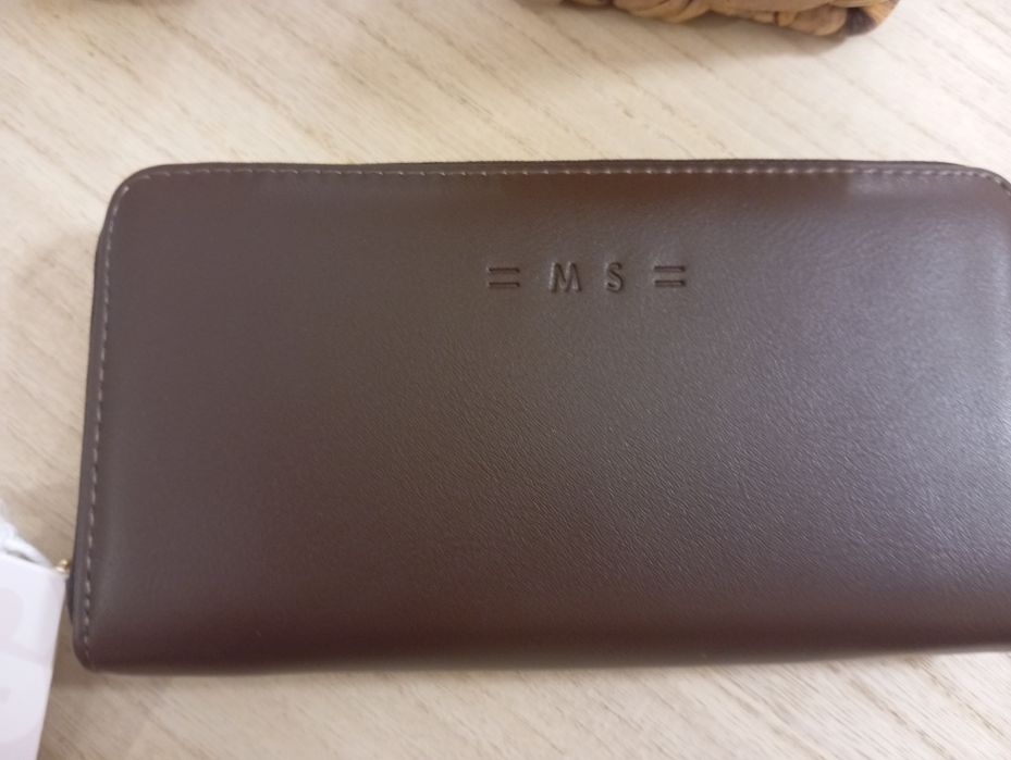 Дамско портмоне Ново с етикет