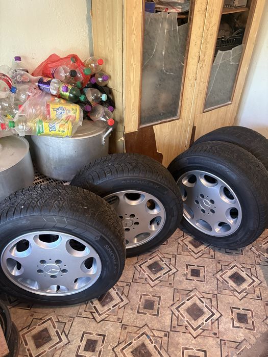 Комплект Ромашка диска с балоном зимний балон 215/60/16