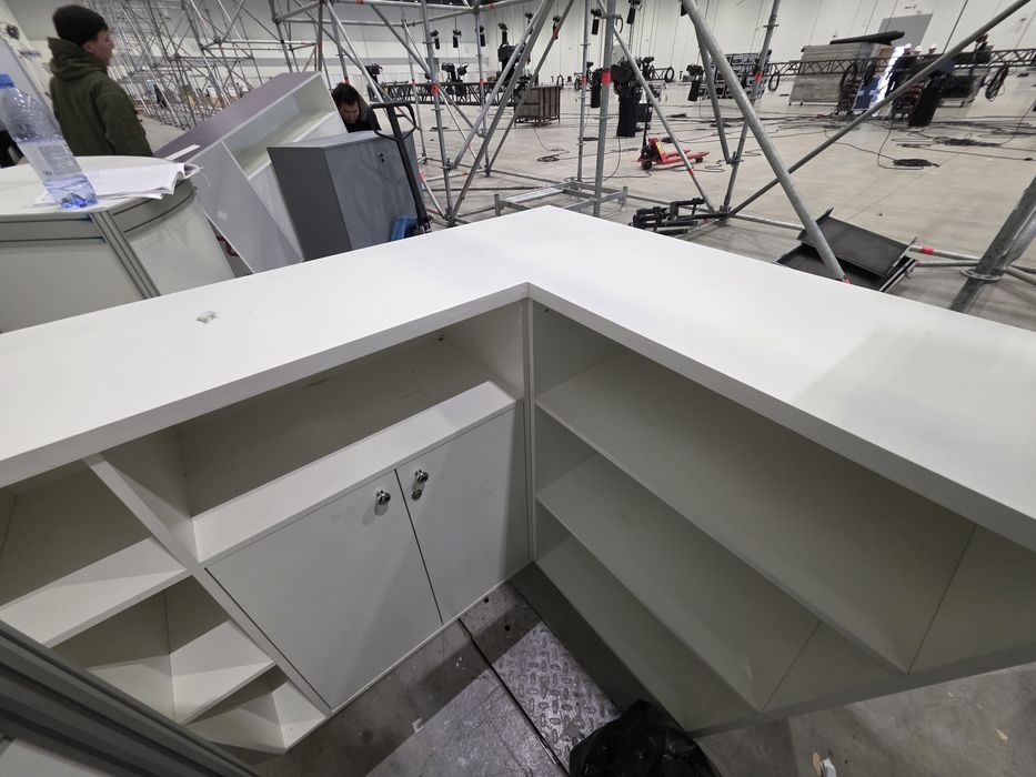 Продам тумбы, комод, есть доставка