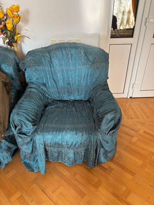 Мебель Диван и 2 кресла продаю