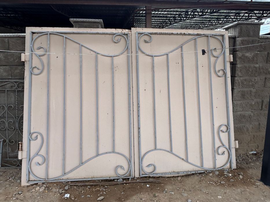 Железные ворота б/у