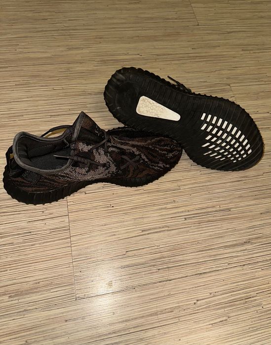 adidas Yeezy Boost 350 V2 - Mx Rock