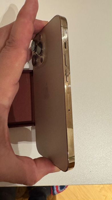 продава се iPhone 13 Pro, 128 GB