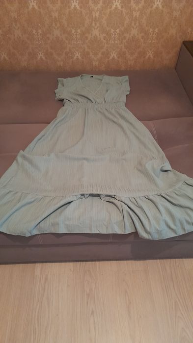 Продам платье летнее, новое.