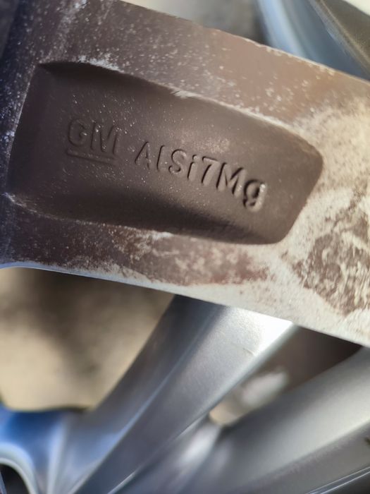 16" оригинални алуминиеви джанти за Opel Granlend/Peugeot.