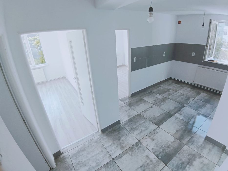 Apartamente 3 camere -Ștei