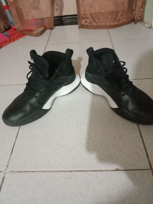 Продам кросовки оригинал