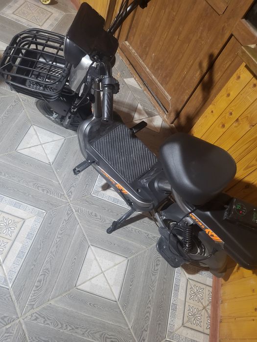 Электро скутер Vetro 500w