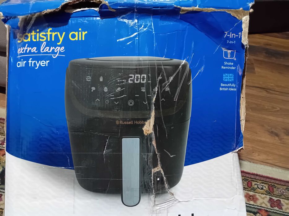 Air Fryer  Russell  Hobbs