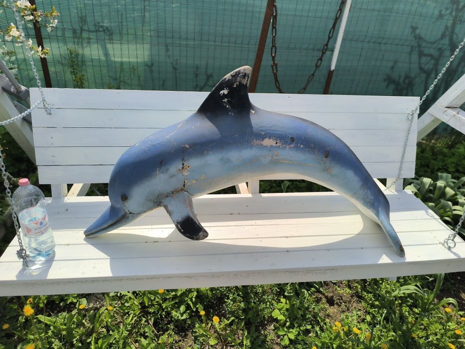 Delfin butaforie design