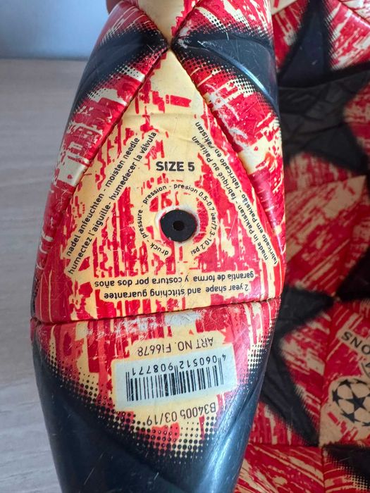 Minge adidas UEFA Champions League Capitano Originală – Mărimea 5