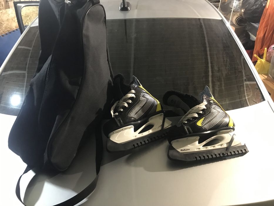 Продам коньки