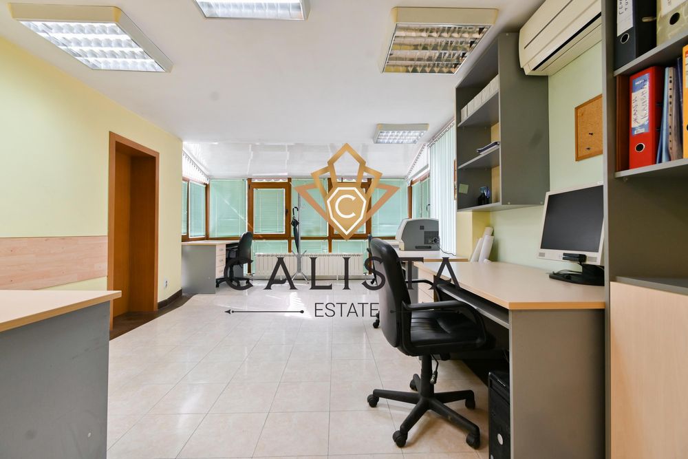 Дава се под наем Офис в София, Център - 76 кв.м за 746.64 € - Снимка #1