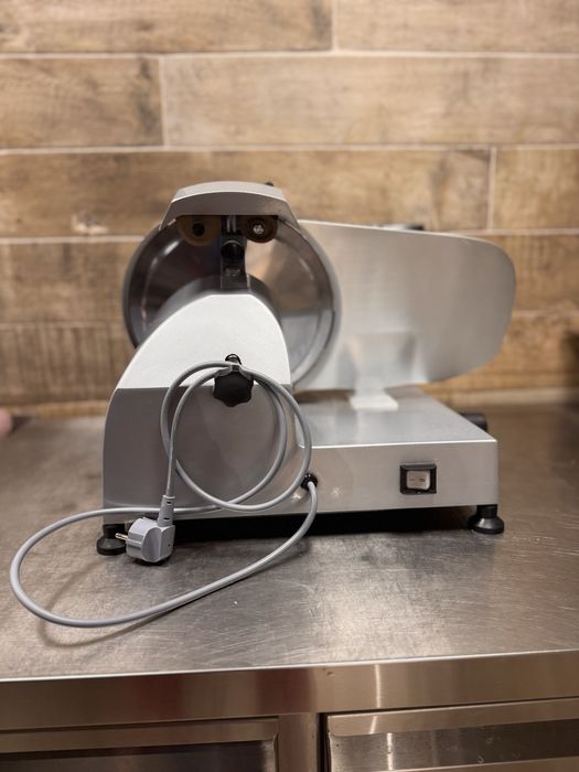 Колбасорезачка, Италия, Модел D250, нож 250 мм