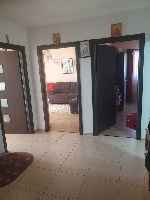 Ezareni,  Valea Adanca, Apartament 3 camere , 60 mp + boxă 14 mp + 2 parcări