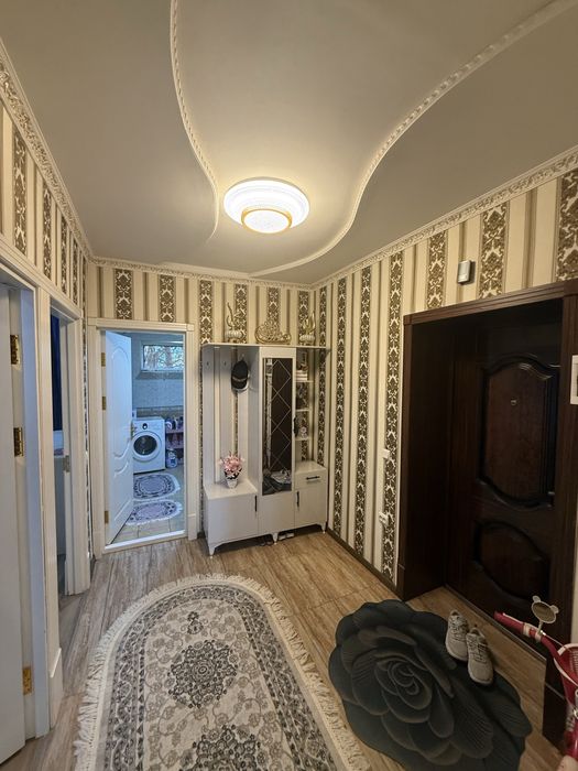 Продам квартиру Водник центр Автасалон Бектемир 77 серия 4 комнат евро