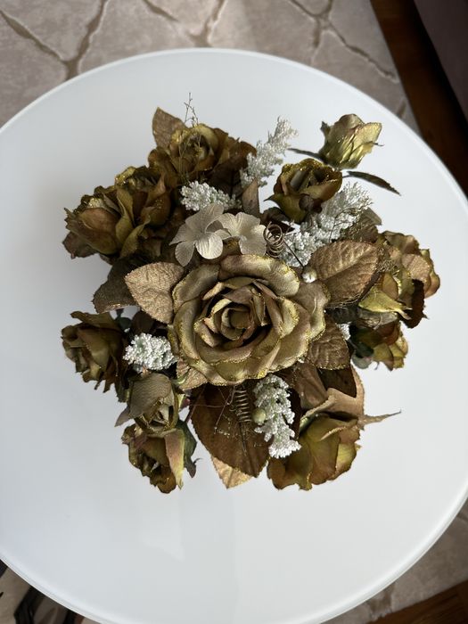 Картина и декоративни цветя