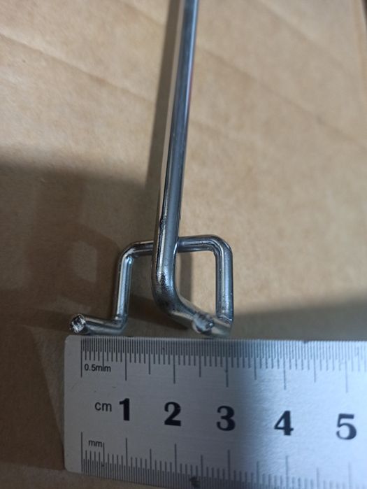 Крючки для экономпанели