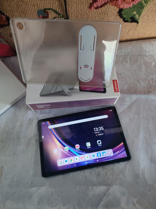 Vând tabletă Lenovo Tab în stare foarte bun
Tableta merge bine, are ecran mare și clar, vine cu husă/protecție și suport. Se vinde cu cutia originală.