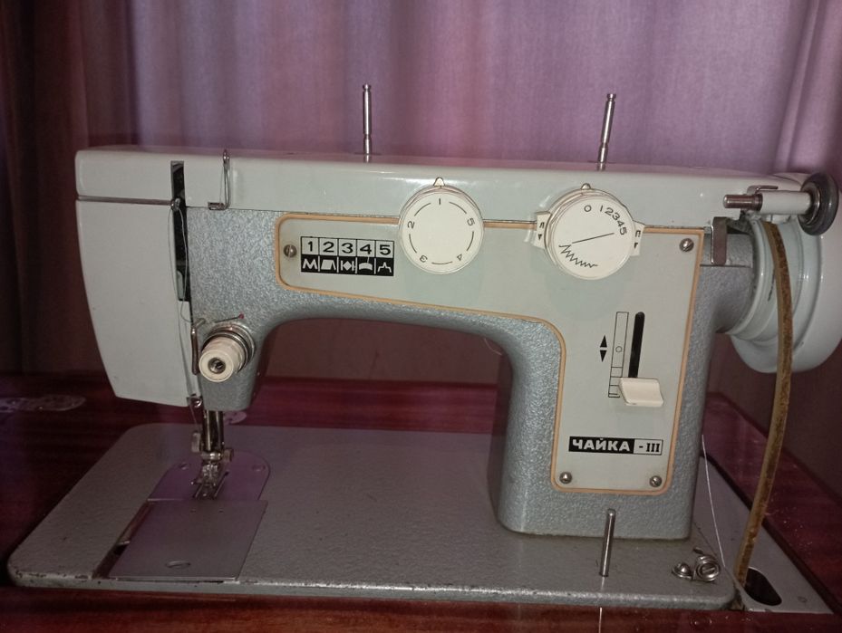 Тігін машинасы сатылады.