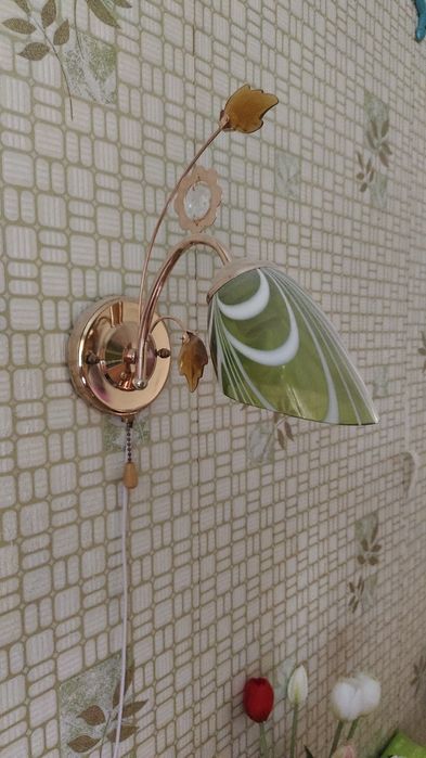 Продам светильник