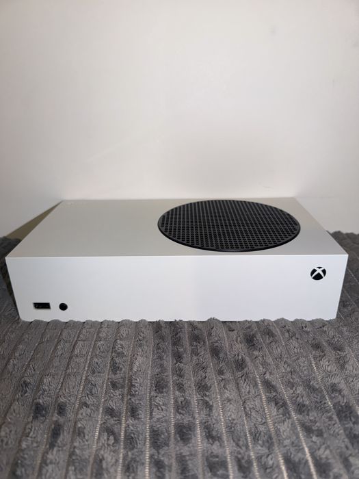 Consolă Xbox Series S + 2 controllere (Elite Series 2)