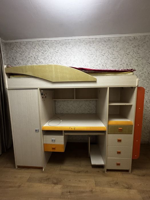 Продам детский гарнитур