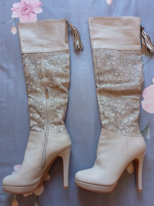 Кожаные ботфорты новые