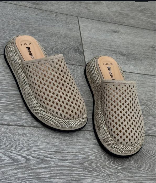 Продам мюли женские