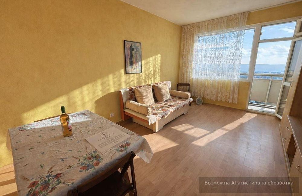 Тристаен апартамент в района на Възраждане!