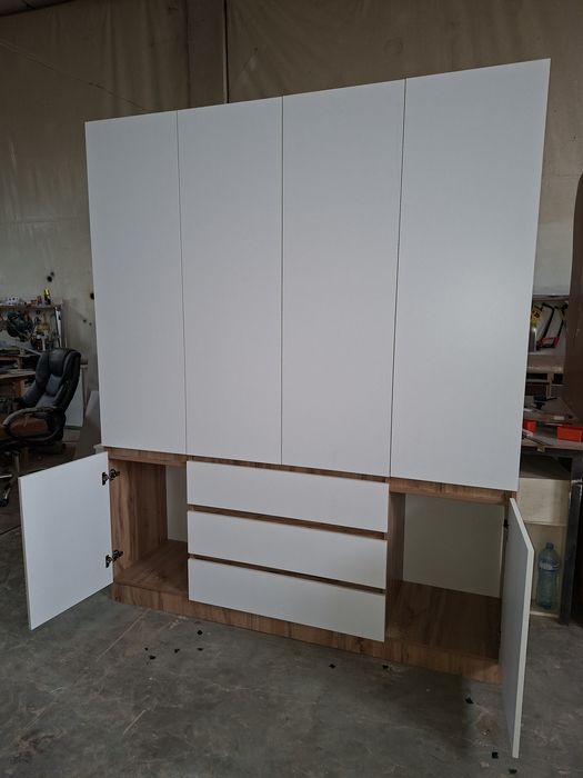 Шкаф 2.17×1.80×50