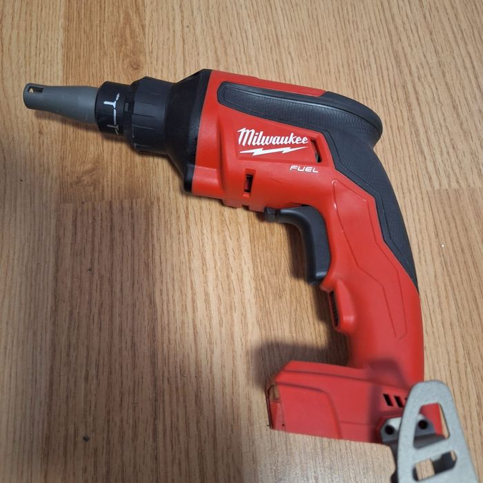 Filetata rigips milwaukee