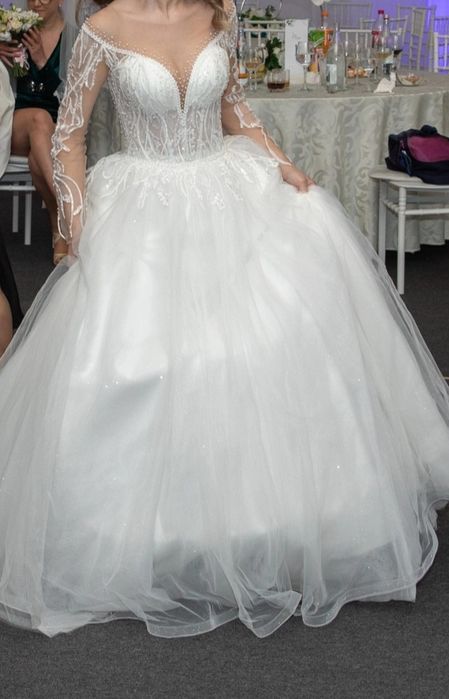 Rochie de mireasa, marime XS cu cerc si voal cadou