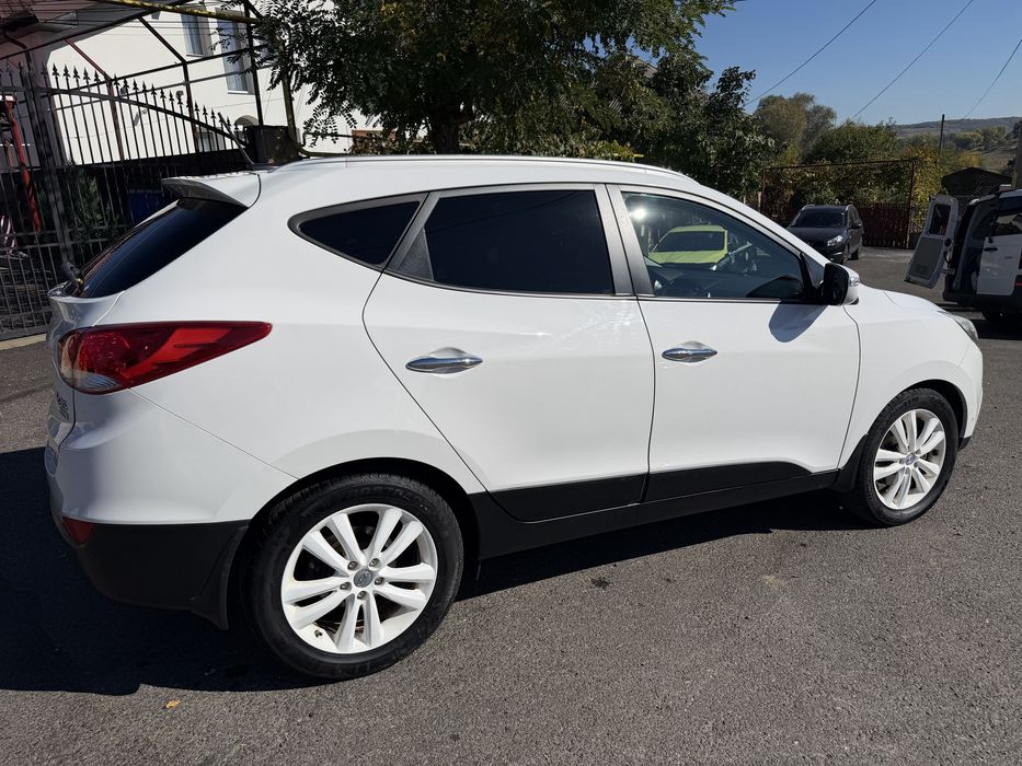 HYUNDAI ix35 2013 — imagine 3