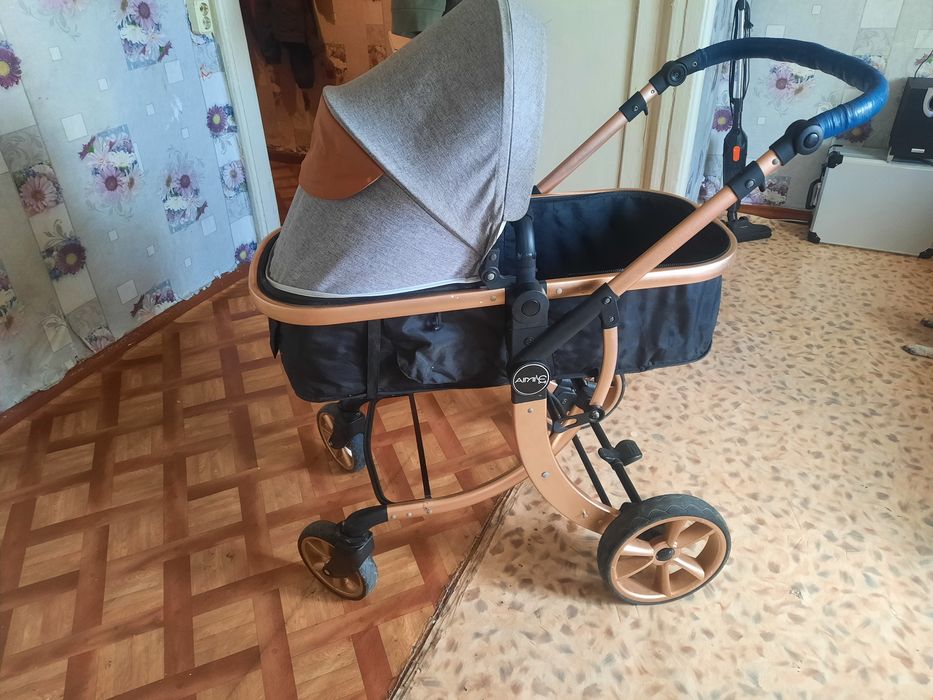 Продам электромобиль  детский