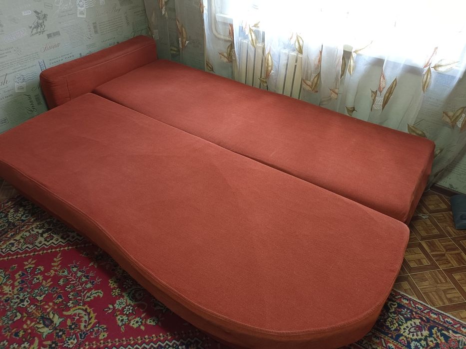 Продам диван б/у