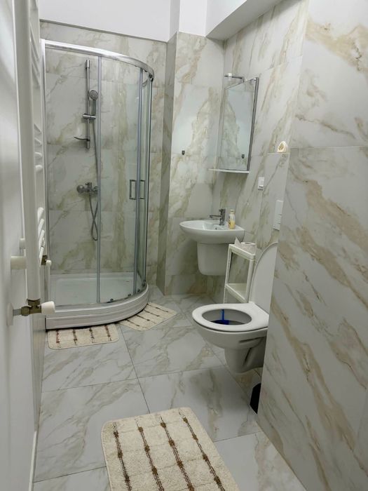 Inchiriez apartament 3 camere visoianu