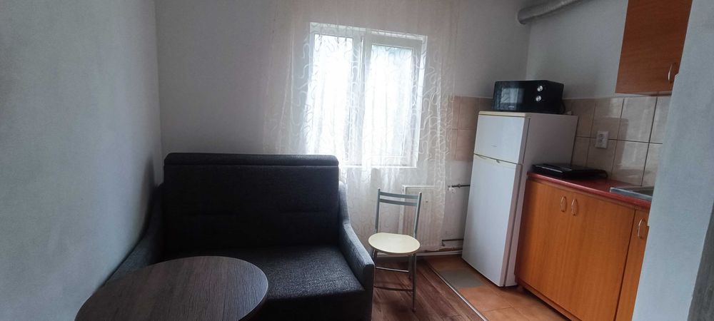 Închiriez garsonieră/uscatorie