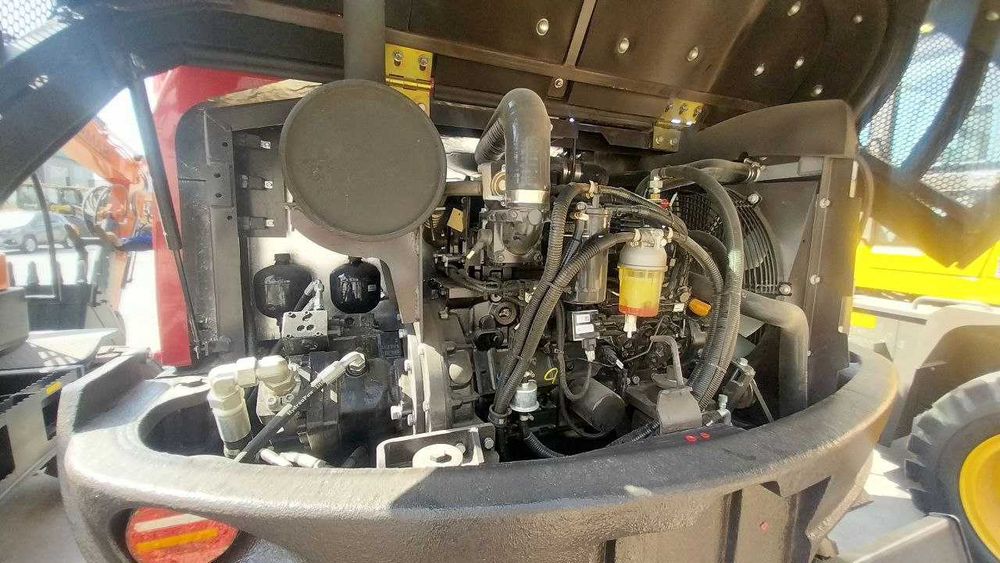 Экскаватор VIAMAR XN60L - 2 (8 балон)