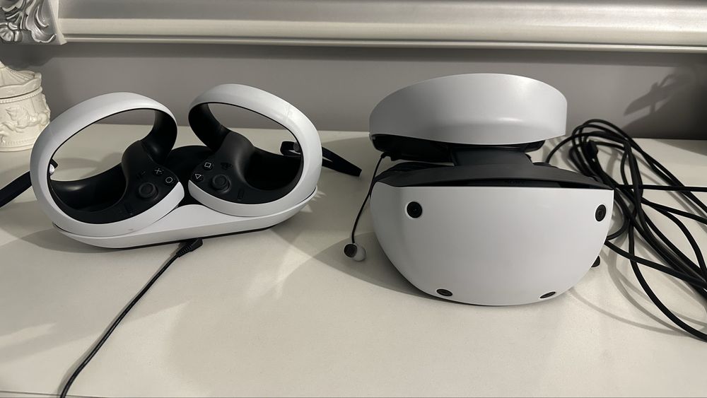 Sony PlayStation VR2 + 2 контроллера