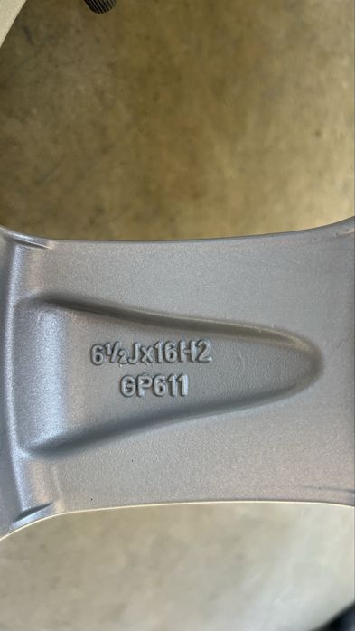 Джанти 16 5 x 112  + Зимни гуми 205/55/16 Good Year DOT : 2124