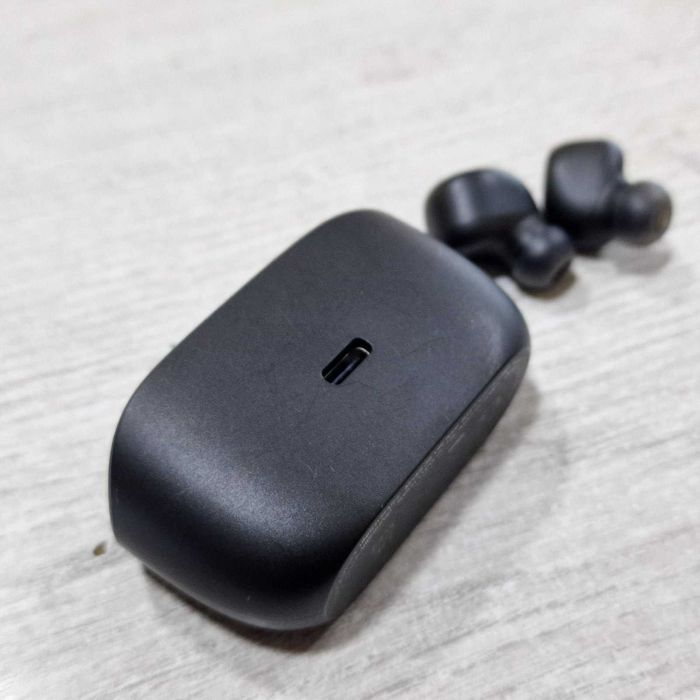 Безжични слушалки JBL Vibe Buds