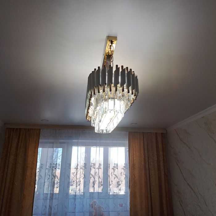 Люстра для гостиной