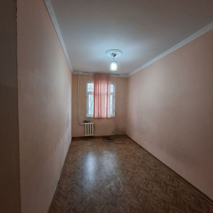 Mirzo Ulug'bek tumani 2/2/4 uy ipotekaga sotiladi