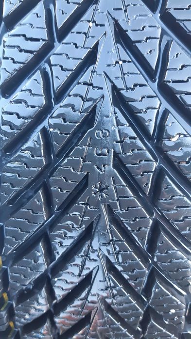 Джанти 15 за Мерцедес и  Гуми Нокиан 195/65/15 Дот 06/24