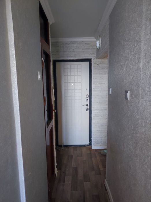 1 мкр 3 бөлмелі квартира сатылады