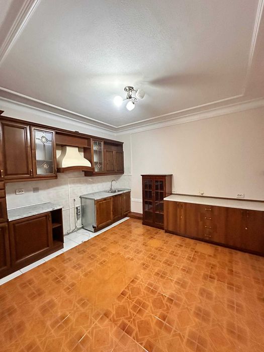 Дом 4 комнаты 3.65 сотки Яккасарай срочно